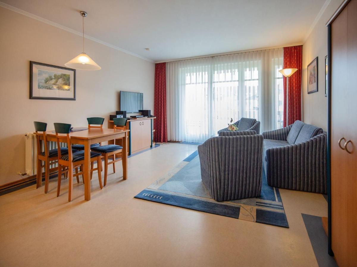Duenenpark Binz - Klassik Ferienwohnung Mit 1 Schlafzimmer Und Balkon Im Obergeschoss 018 エクステリア 写真